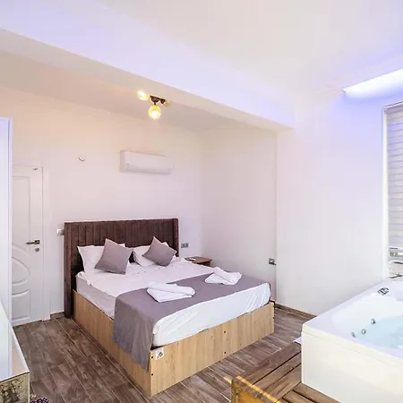 Defne 2 Hotell 4*